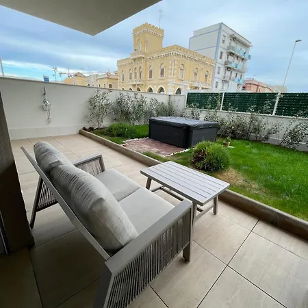 Апартаменты Lucia's House *